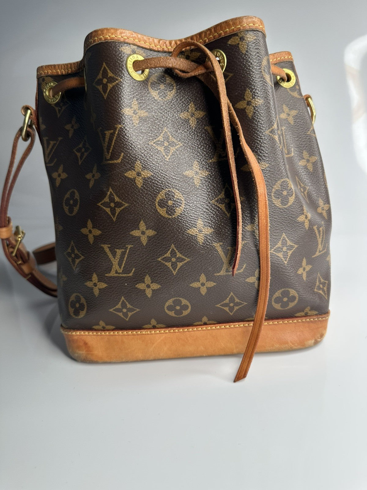 LOUIS VUITTON 2018 Noe BB Crossbody Shoulder Bag M40817 Monogram Canvas Leather
