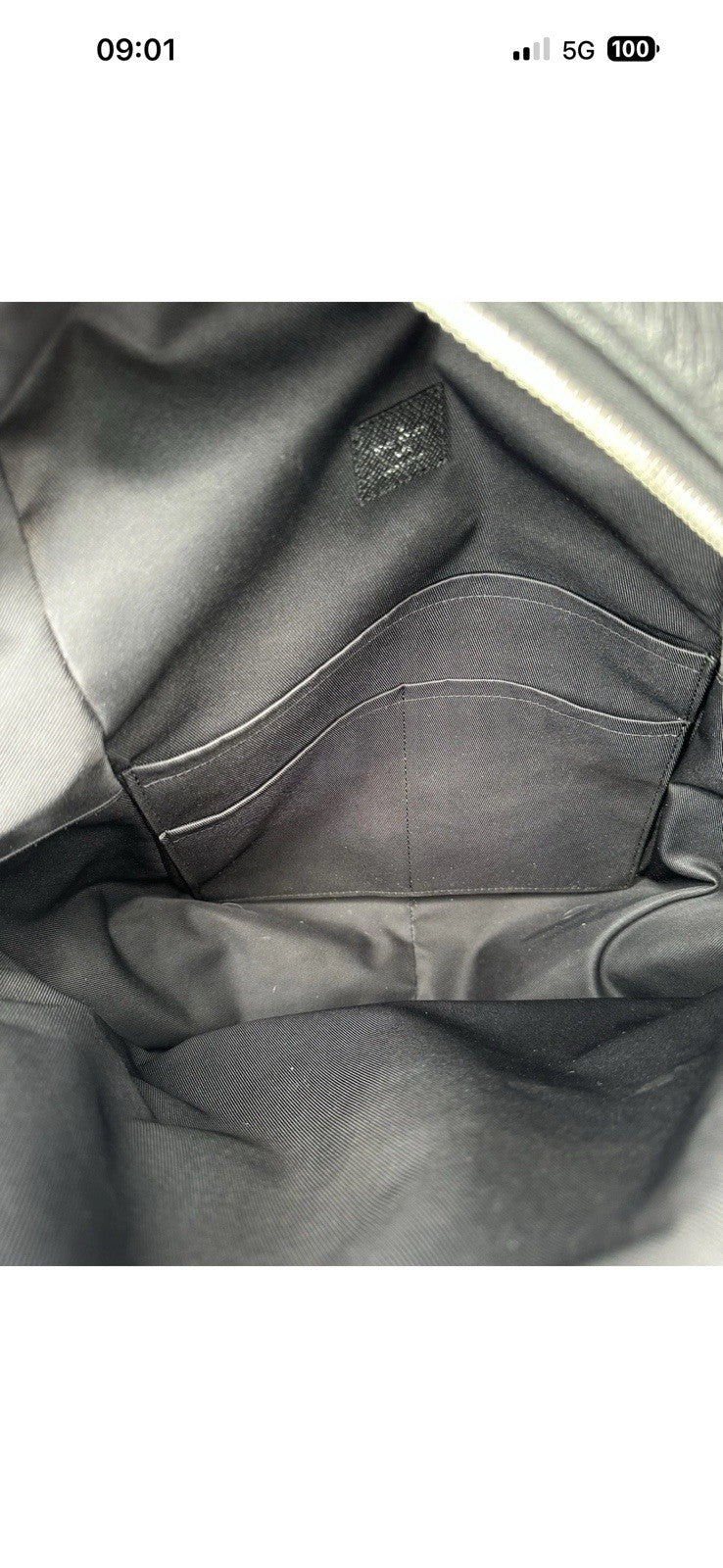 Louis Vuitton Discovery Backpack PM Black Leather Taiga