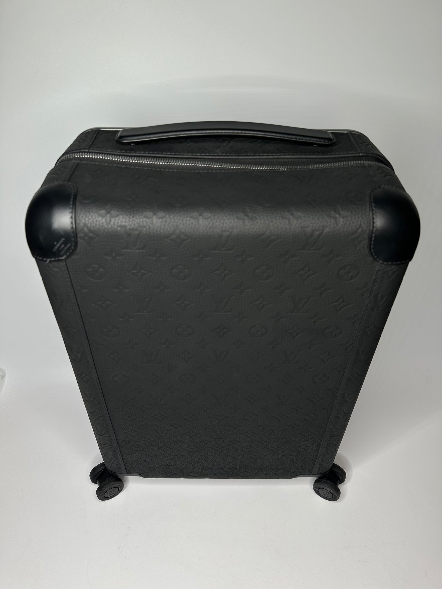Louis Vuitton Horizon 55 Black Taurillon Leather Shadow Edition RRP £3600