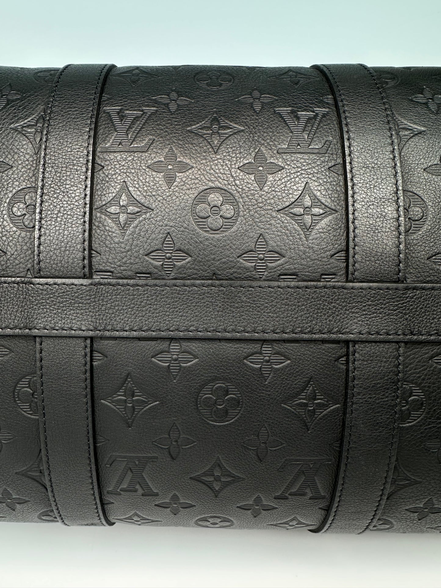 Louis Vuitton Keepall Bandoulière 50 Monogram Shadow Black Leather