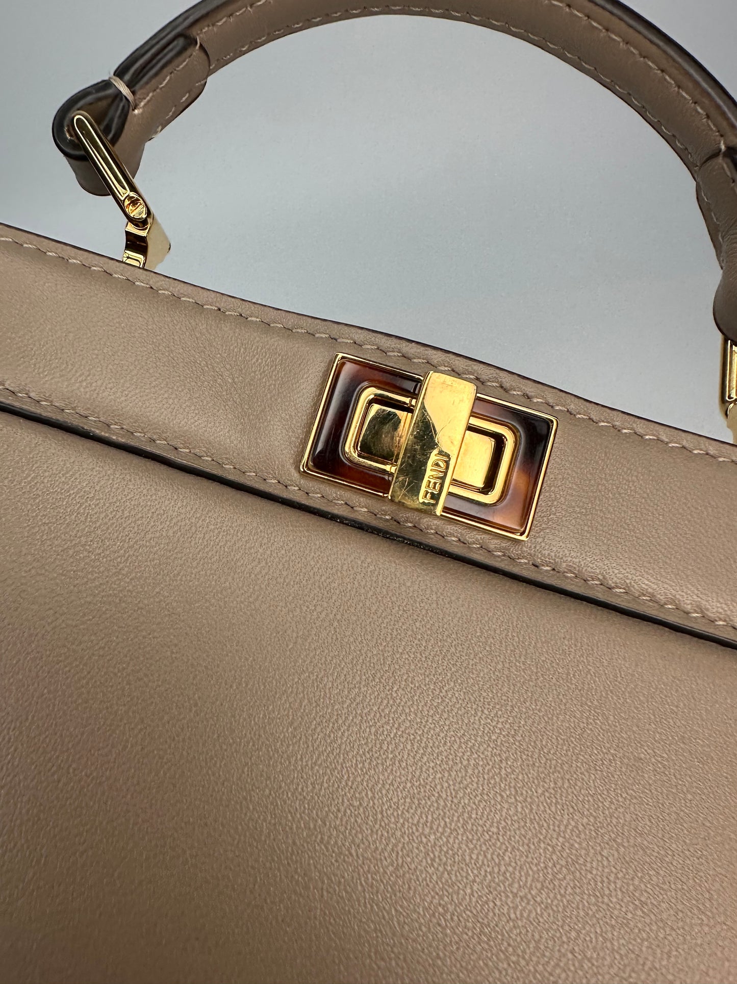 Peekaboo ISeeU Petite Dove Grey Padded Nappa Leather Bag With Strap Immaculate