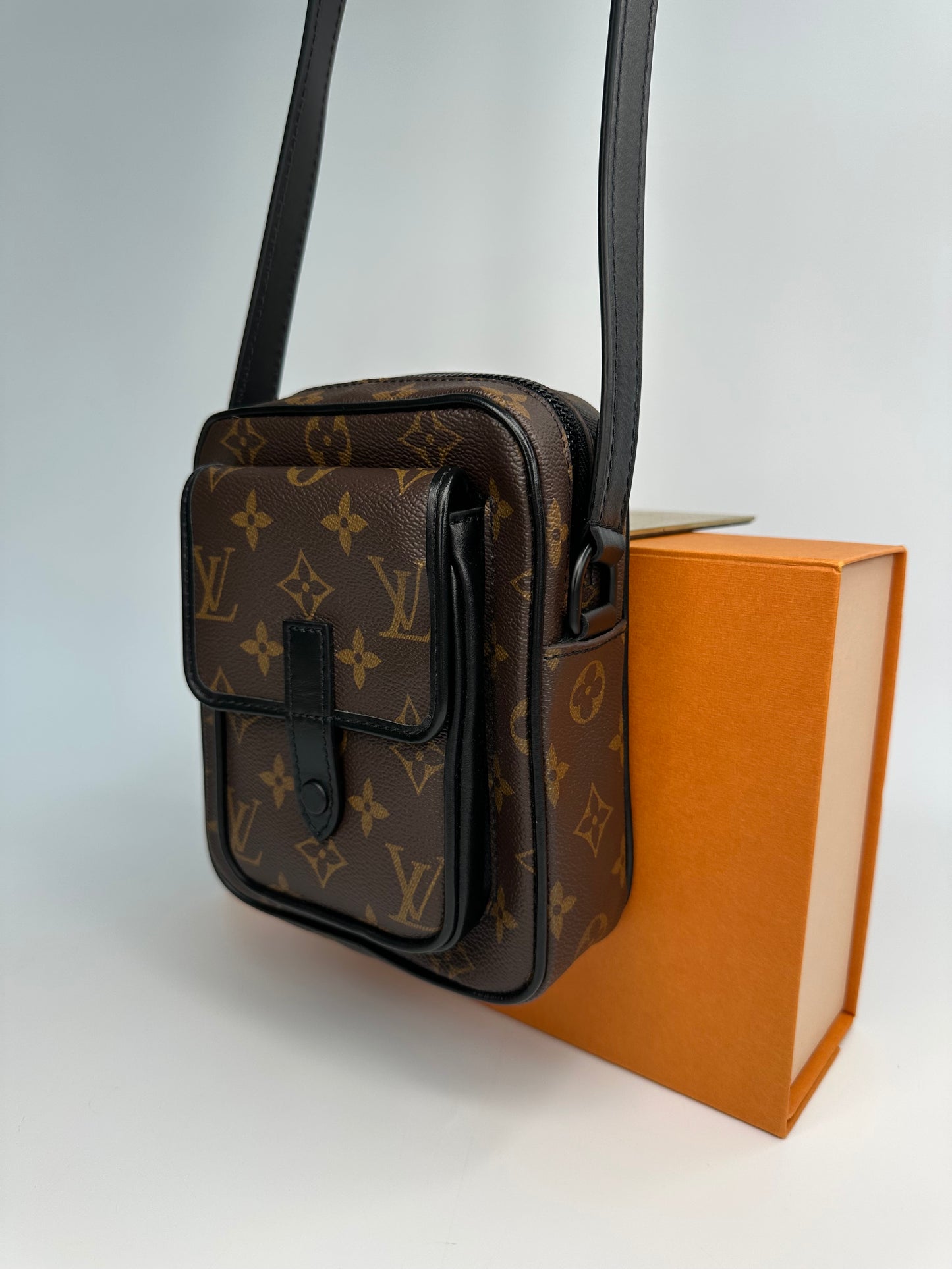 Louis Vuitton Virgil Abloh Christopher Wearable Wallet Bag M69404