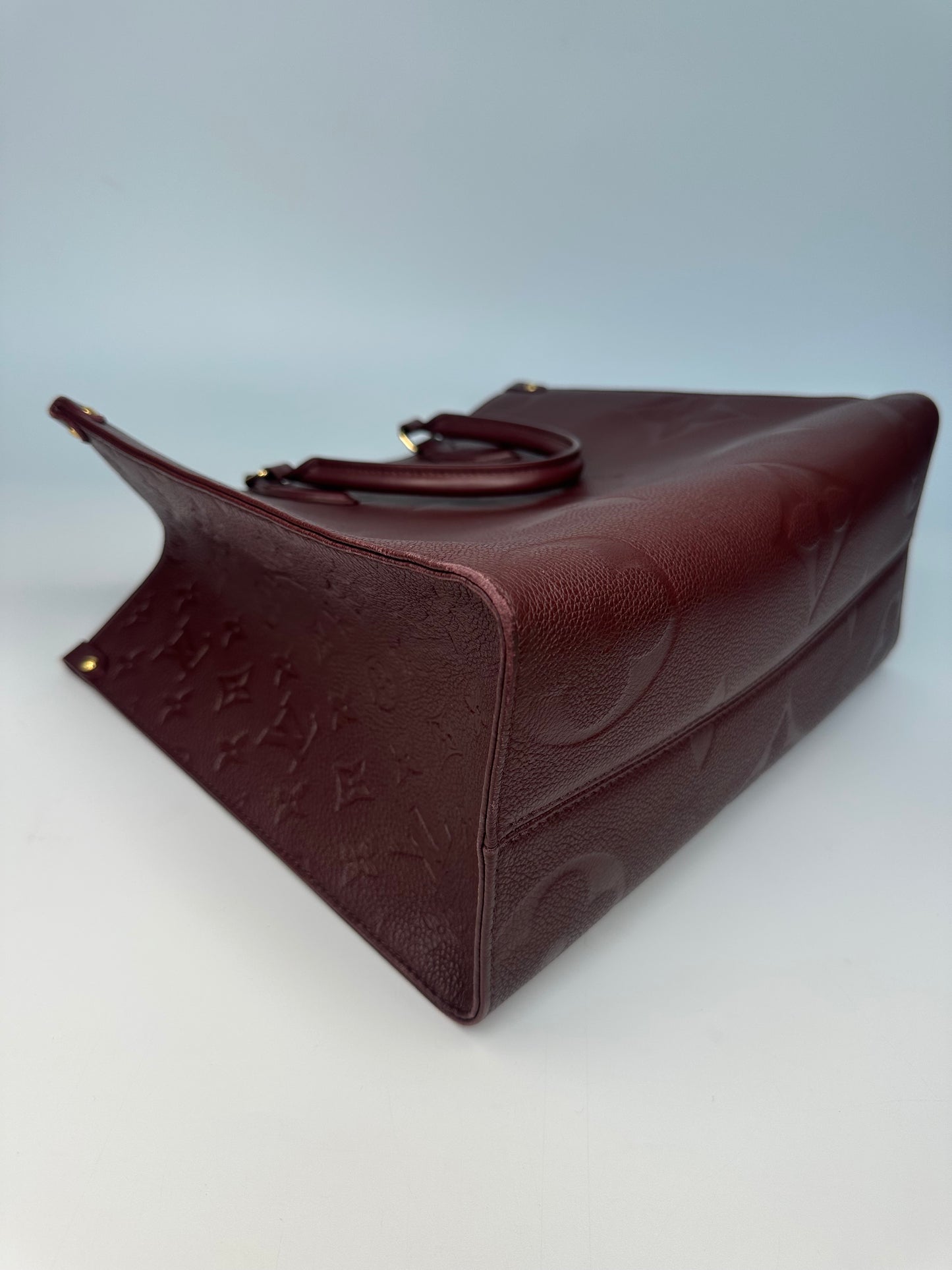 Louis Vuitton OnTheGo MM - M46601 - Wine - Leather