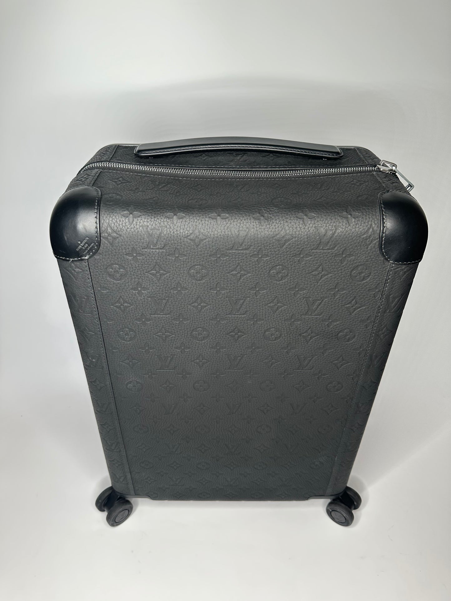 Louis Vuitton Horizon 55 Black Taurillon Leather Shadow Edition RRP £3600