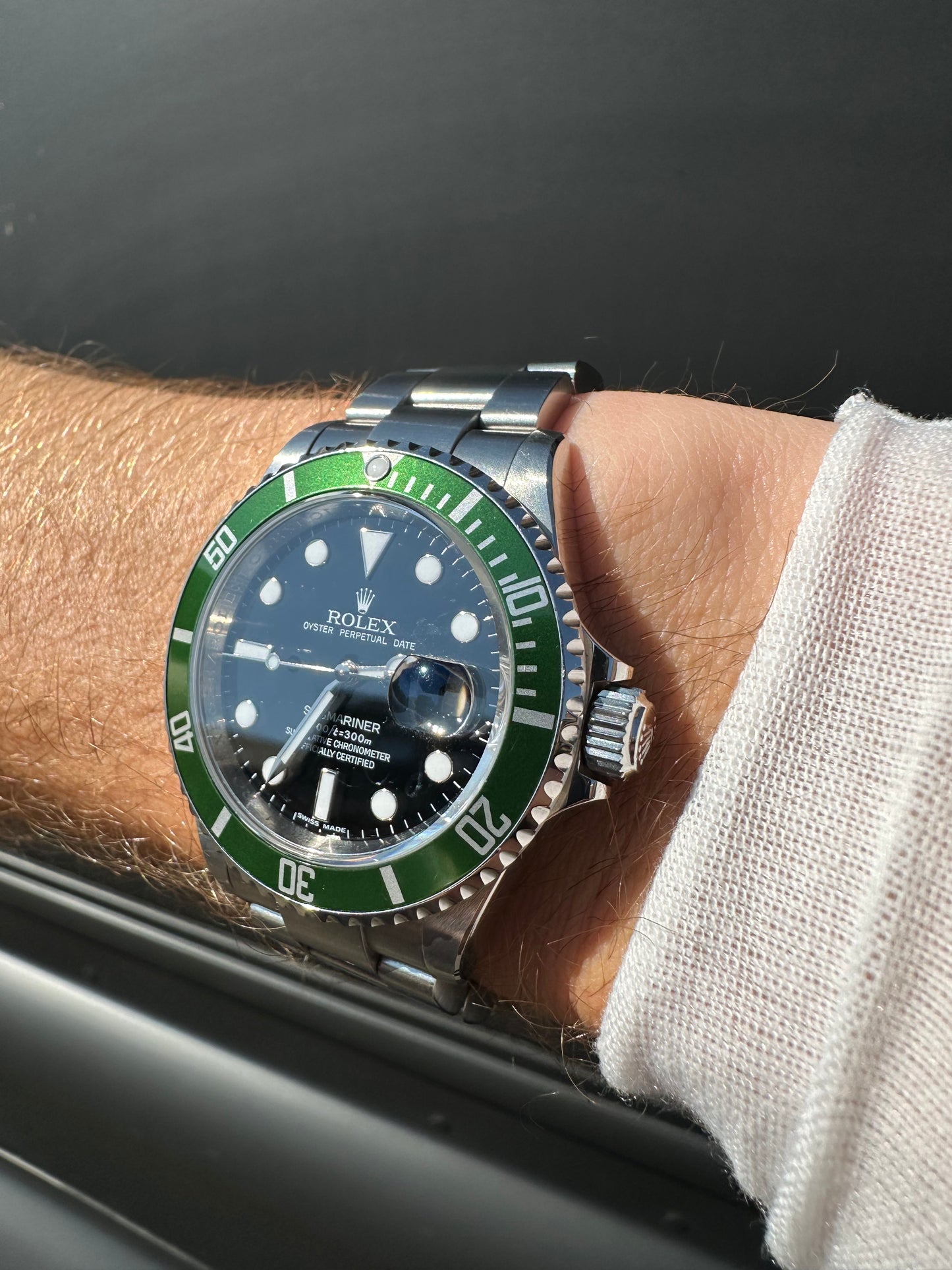 Rolex Submariner Date 16610LV Kermit 2008 Unpolished Full Set Box & Papers