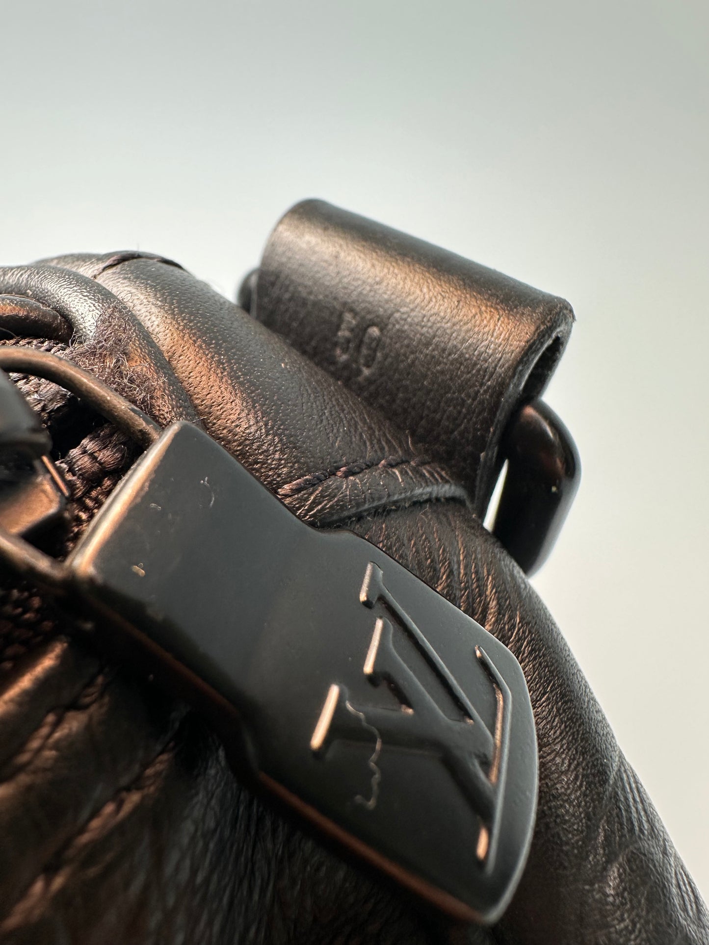 Louis Vuitton Keepall Bandoulière 50 Monogram Shadow Black Leather