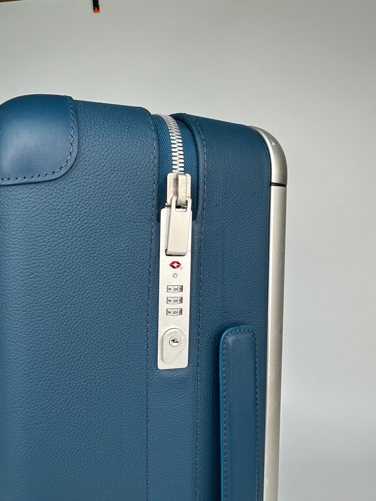 Louis Vuitton Horizon 55 LV Aerogram Atlantic Blue Grained Leather RRP £3700