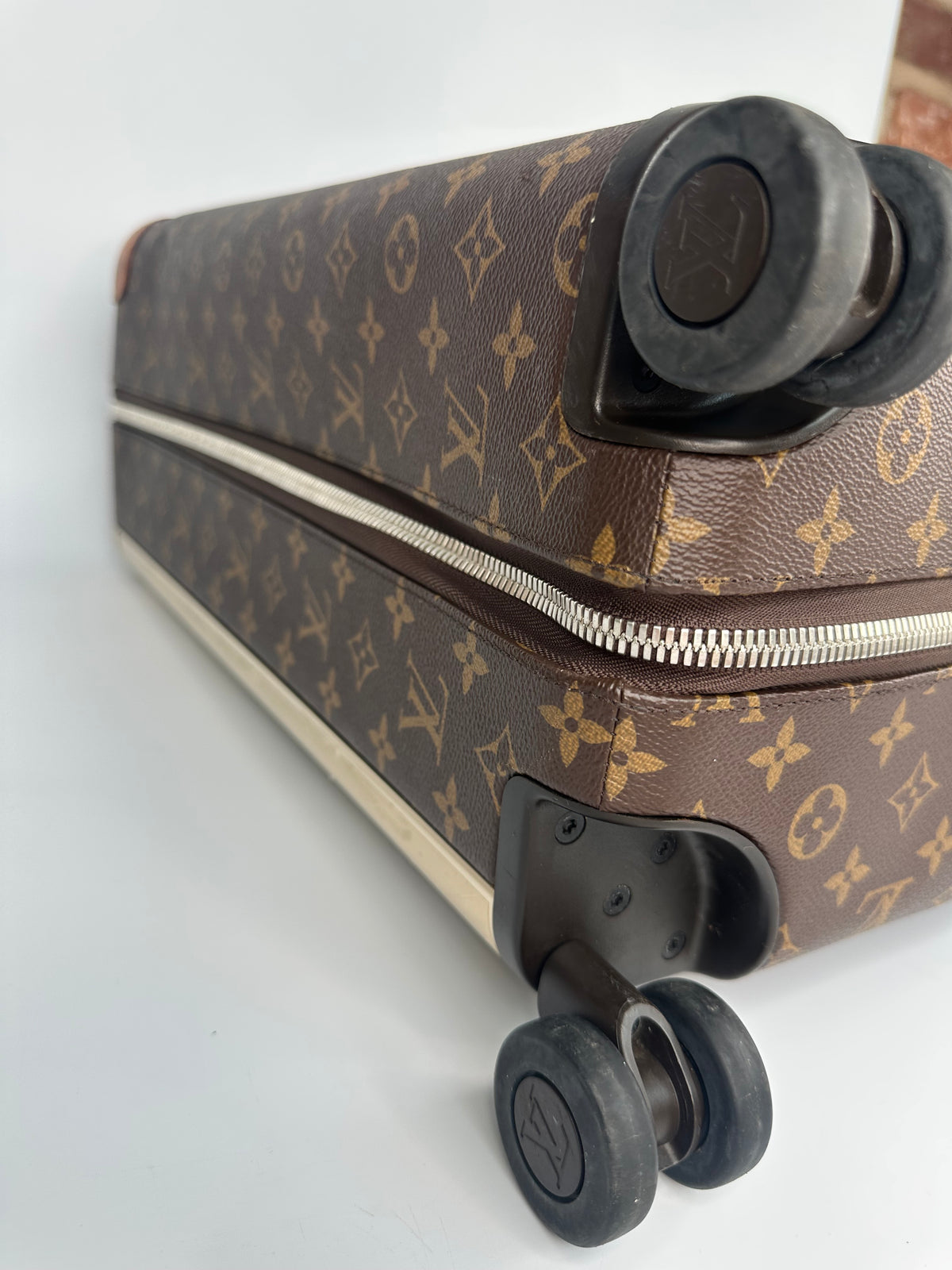 Louis Vuitton Horizon 55 Hand Luggage Carry On Case LV Monogram Brown & Beige (2)