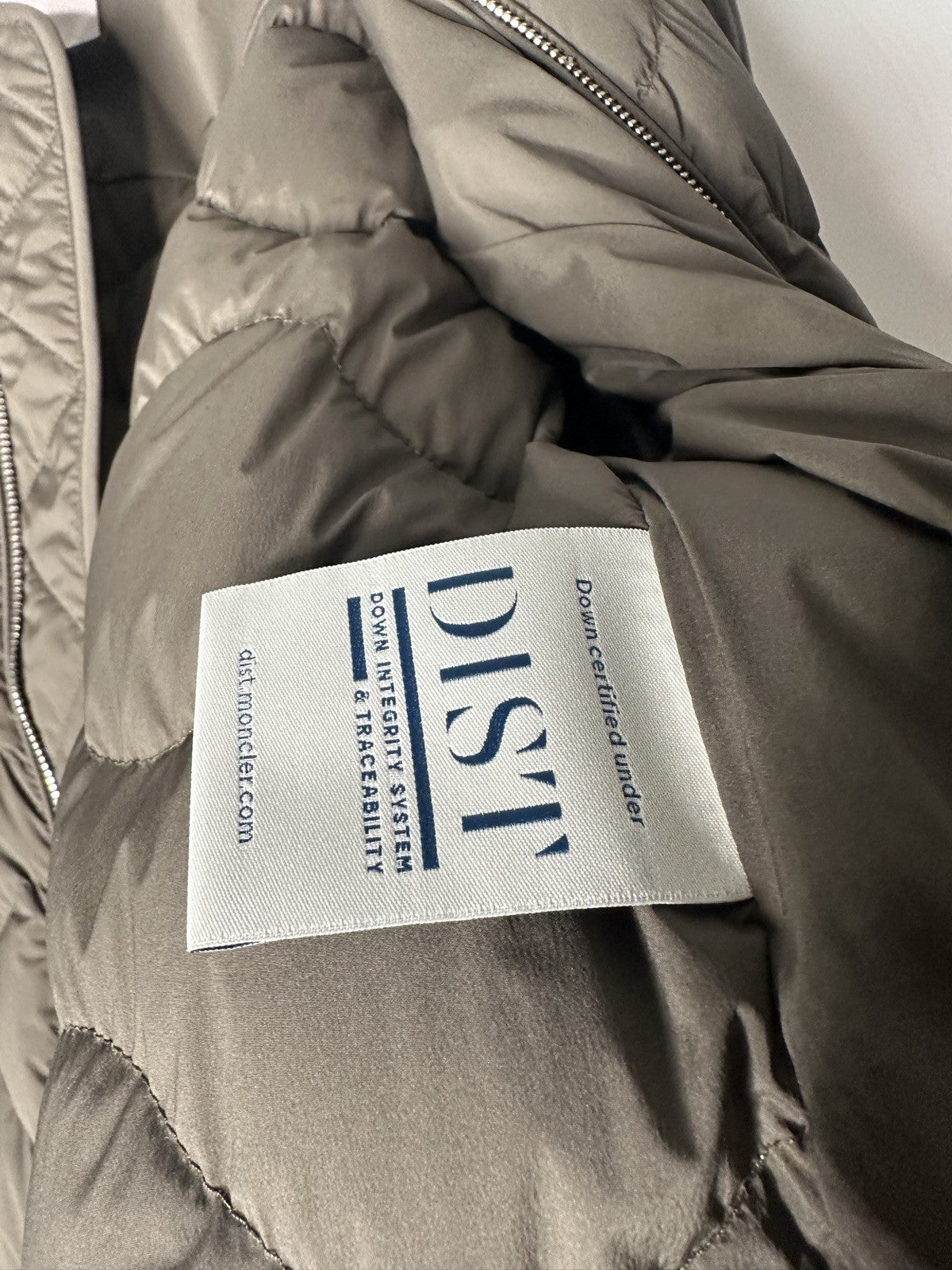 Moncler Giubotto Borely Khaki Jacket Mens Size 4 / X Large Black Badge