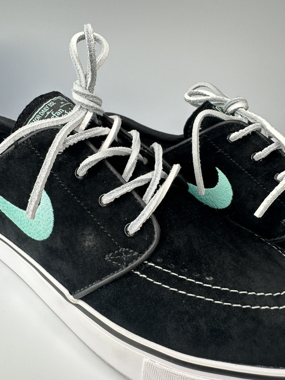 Nike Stefan Janoski Tiffany Blue Box First Released UK9 EUR44 Suede Black / Mint
