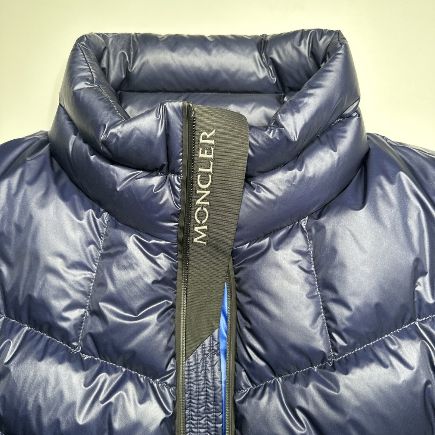 Moncler Canmore Grenoble Navy Size 4 (X Large / Fits Large) from 2019