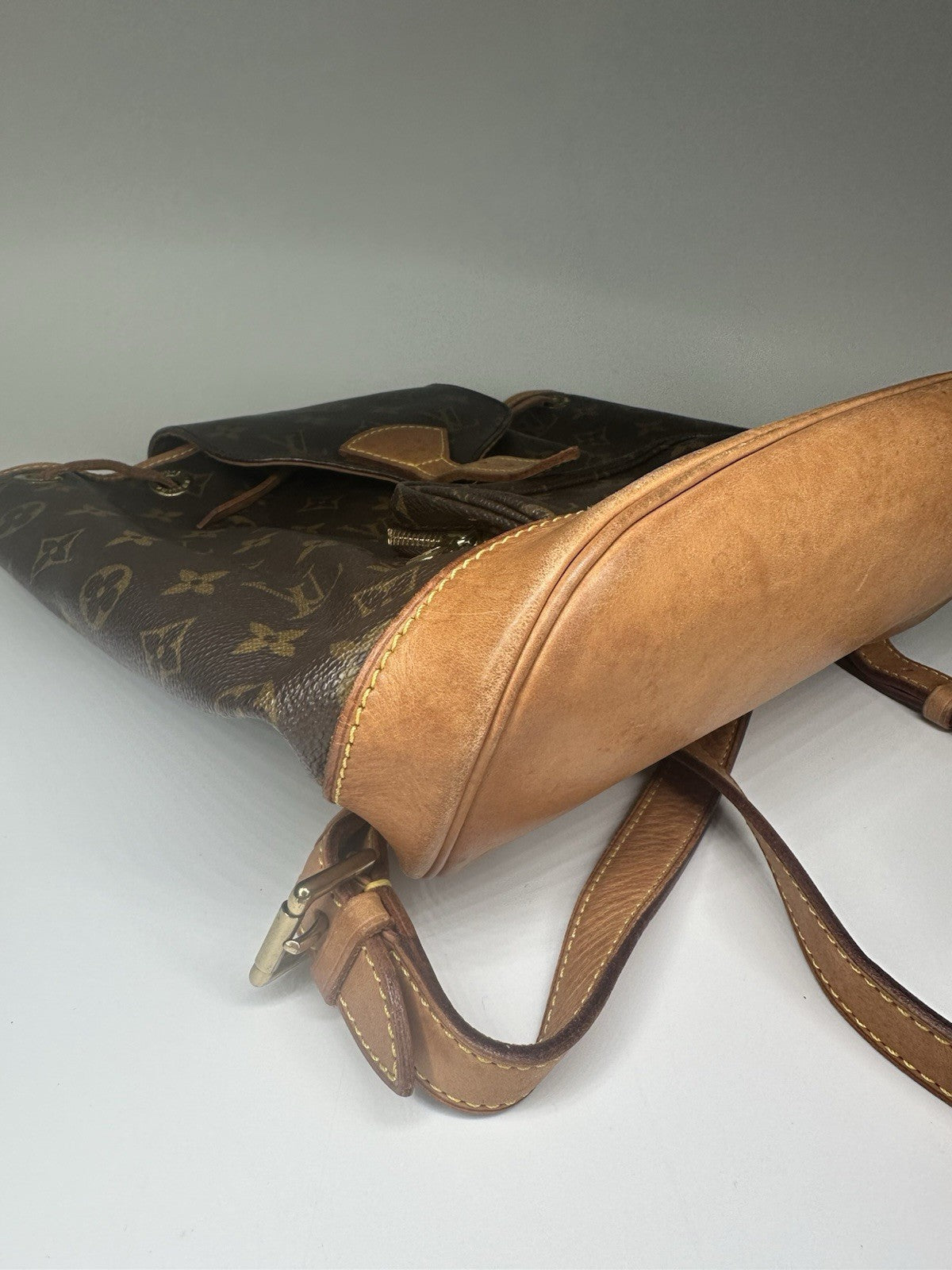 Louis Vuitton Montsouris (PM) Rucksack Backpack M51136 Monogram January 2000