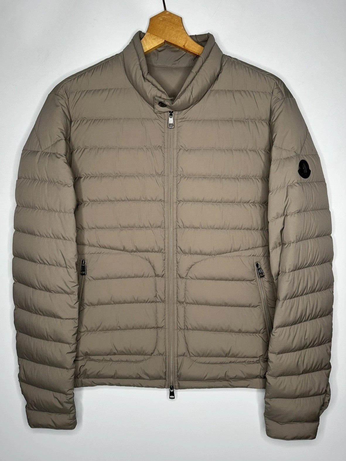Moncler Acorus Giubbotto Light Khaki Jacket Size 3 (Large)
