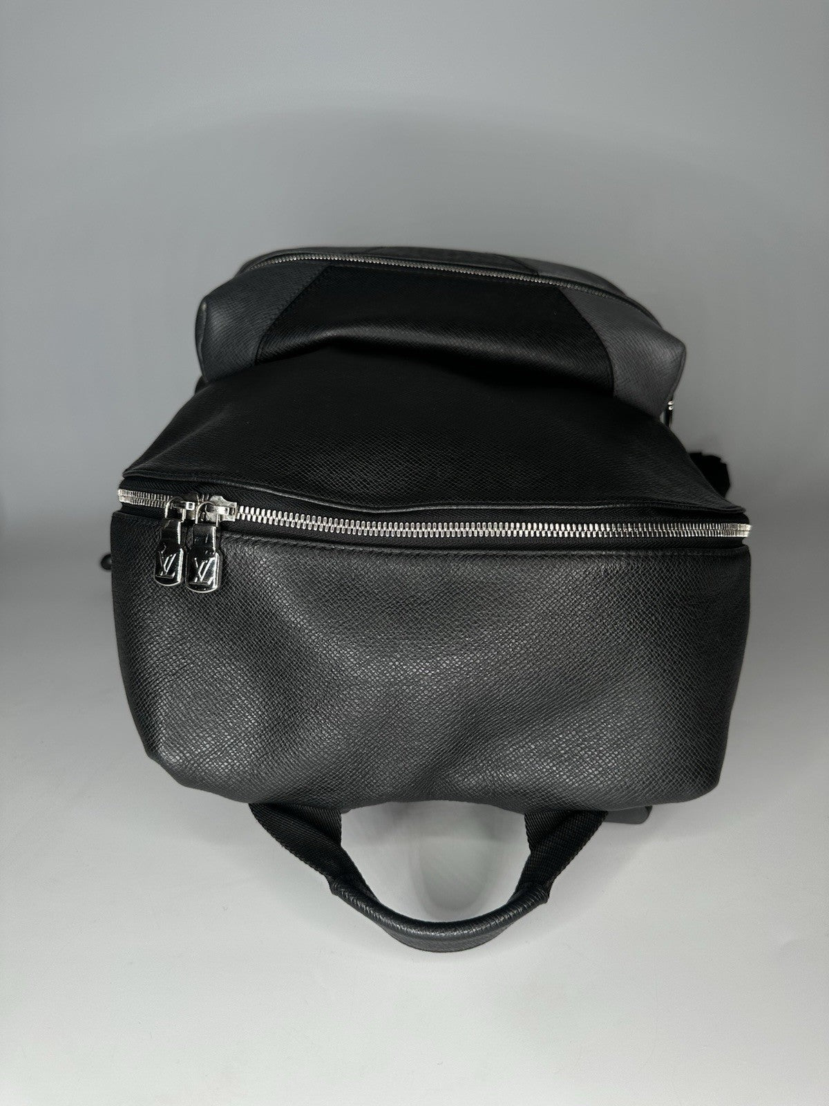 Louis Vuitton Black / Grey Taiga Leather Discovery PM Backpack Bag