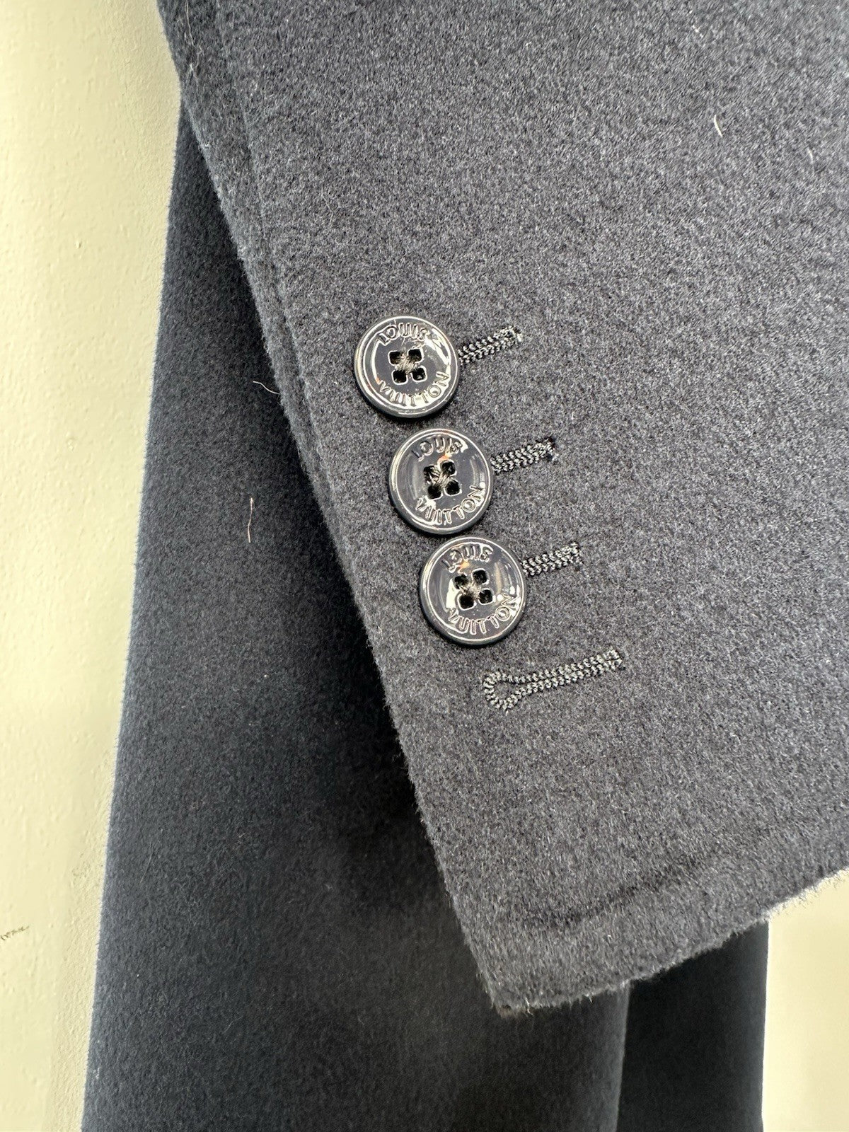 Louis Vuitton Cashmere & Silk Coat Navy Blue Size 44 Made In Italy