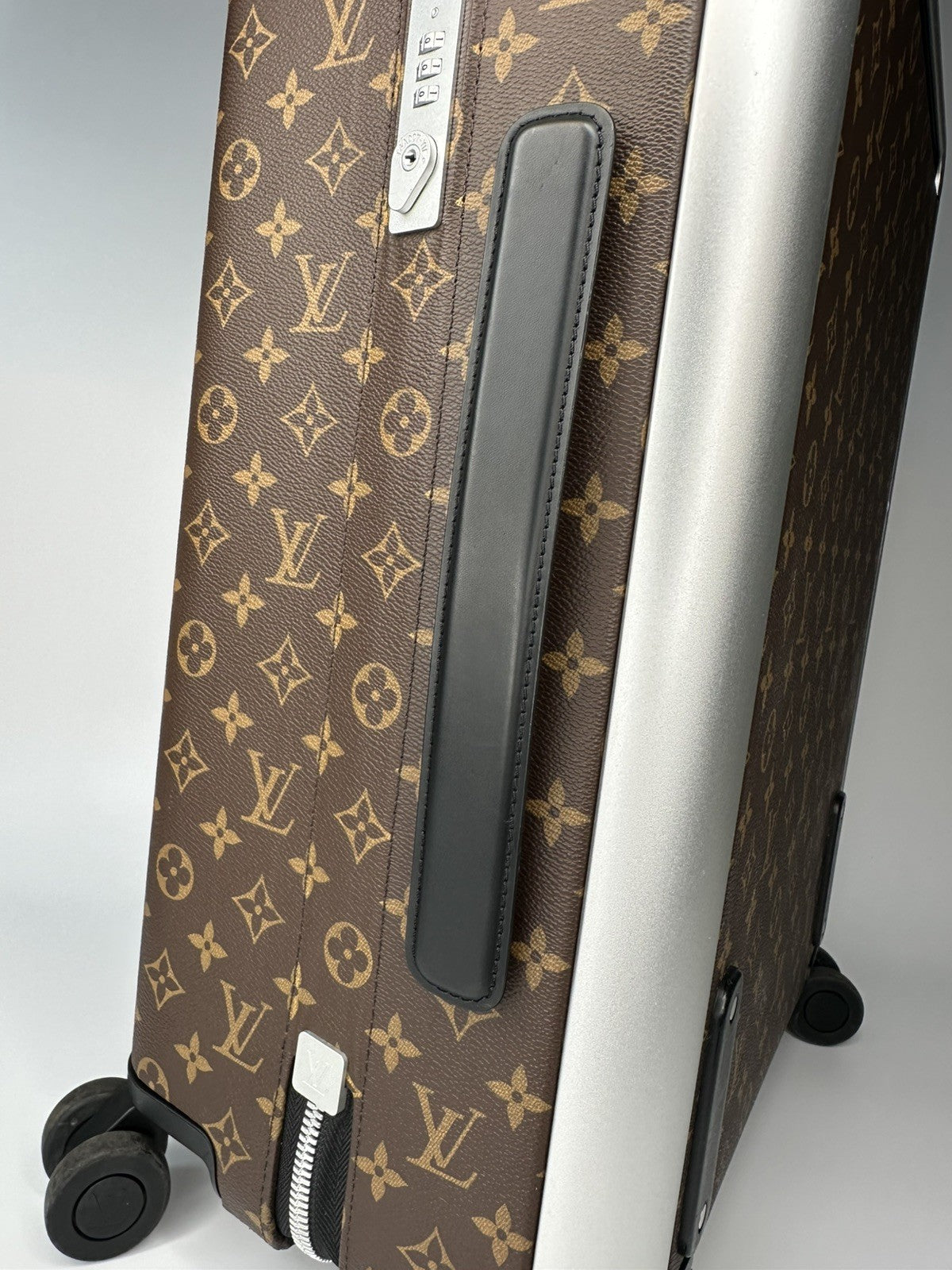 Louis Vuitton Horizon 55 Hand Luggage Carry On Monogram Black & Brown Excellent
