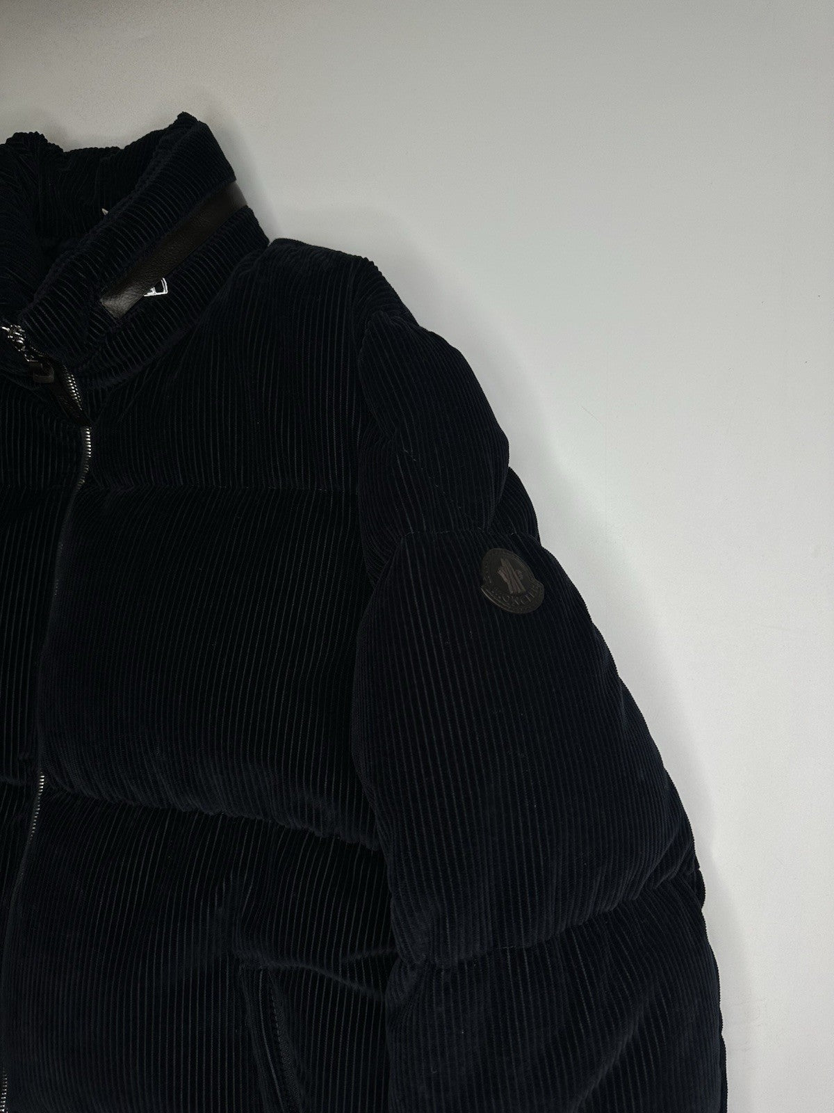 Moncler Besbre Jacket Mens Size 4 (XL) Navy Blue Corduroy