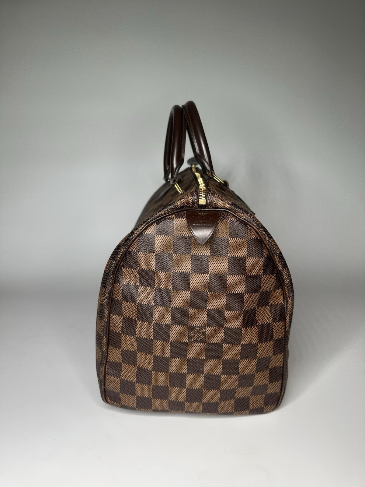 Louis Vuitton Speedy 30 in Damier Ebene Canvas Excellent Condition