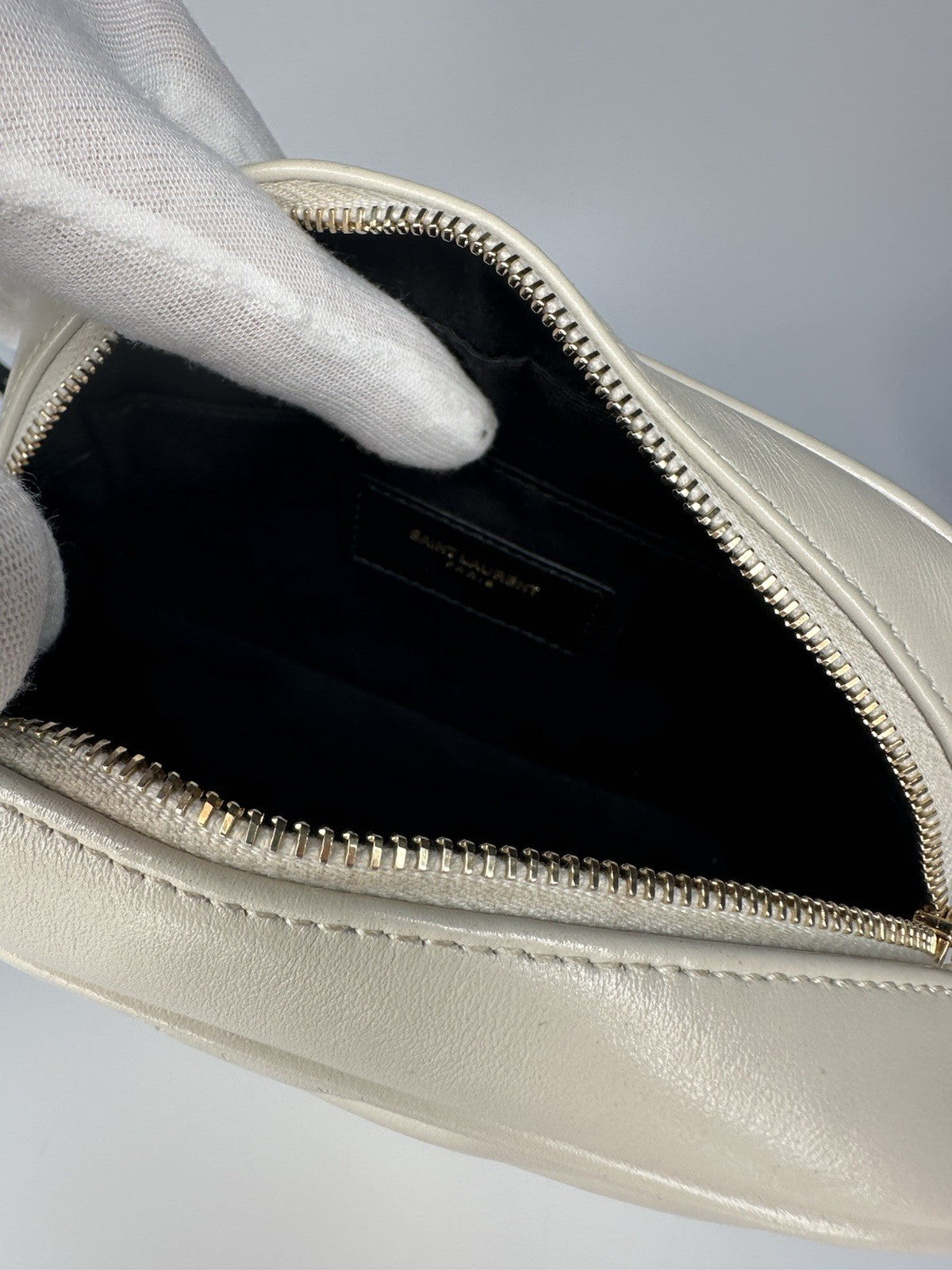 YSL Saint Laurent Cross Body Bag Beige Leather Gold Hardware