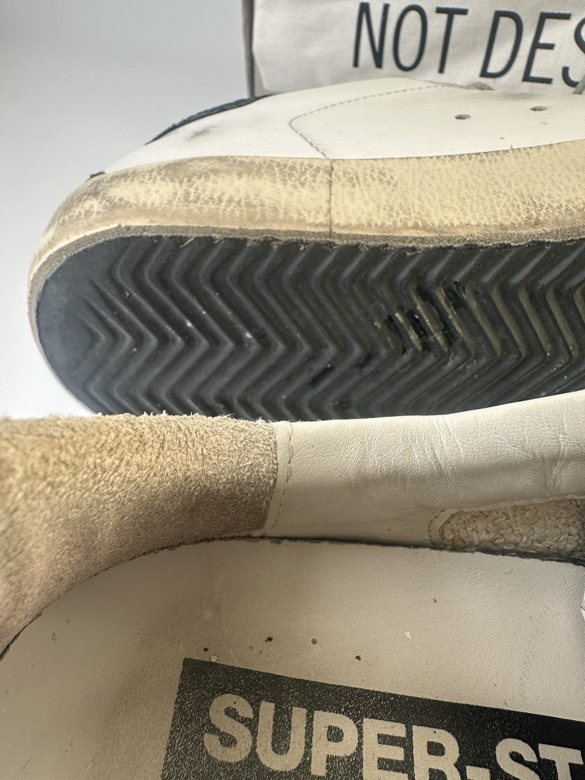 Golden Goose GGDB / SSTAR Sneakers With Box, Dustbag & Passport EU39 UK6