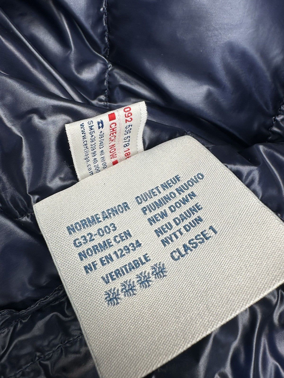 Moncler Acorus Navy Blue Size 5 Mens Jacket