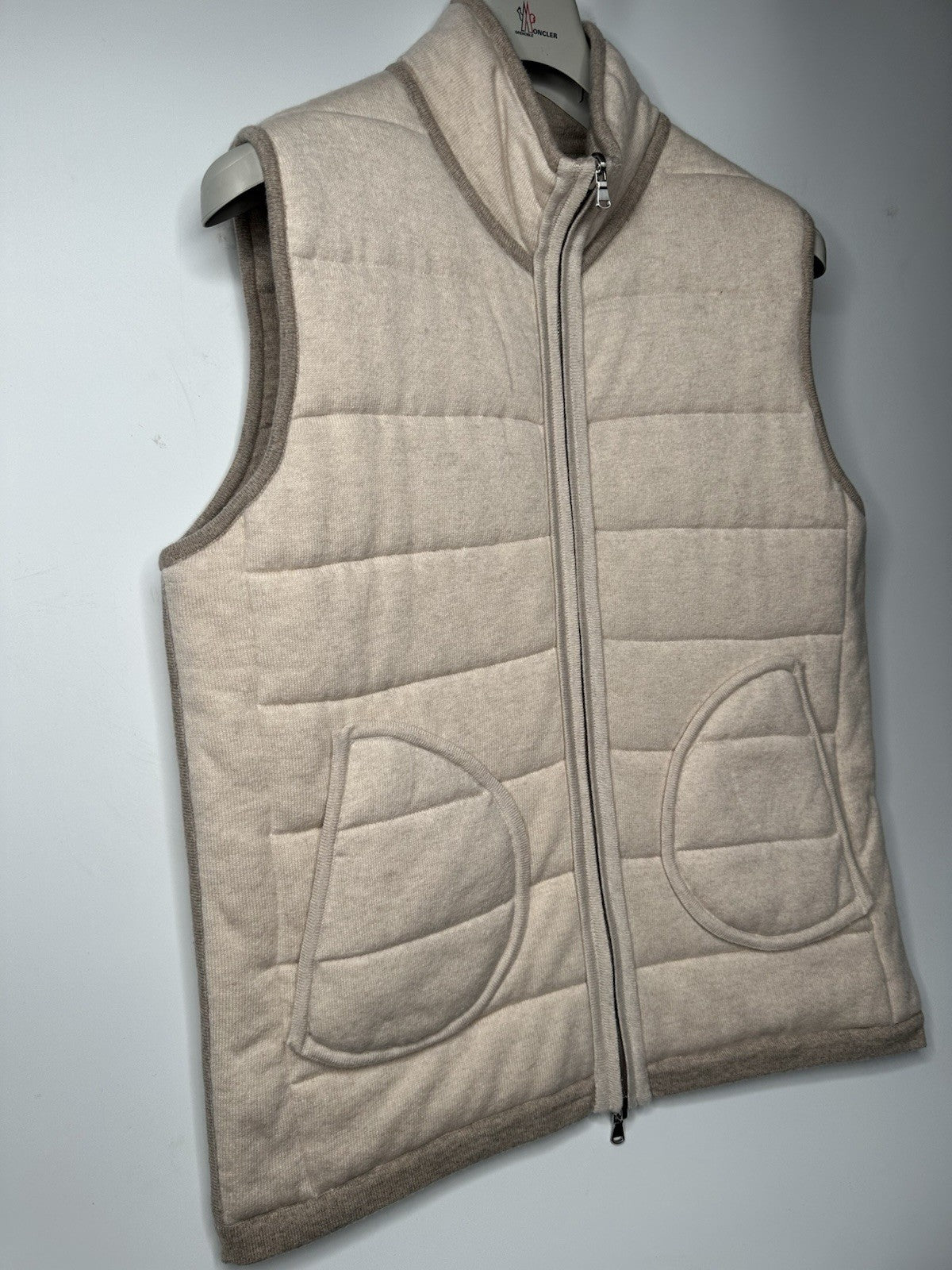 N.Peal Mens Cashmere Full Zip Gilet Size Large Sand RRP £895