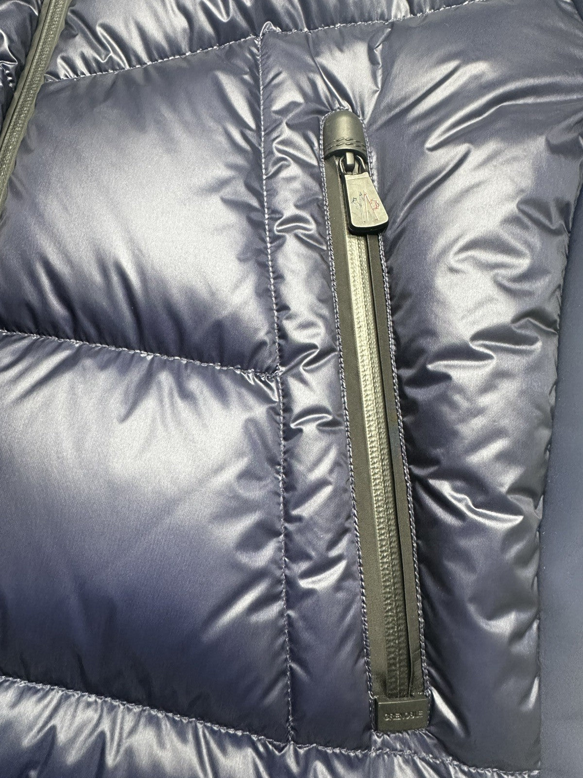 Moncler Canmore Grenoble Navy Size 4 (X Large / Fits Large) from 2019