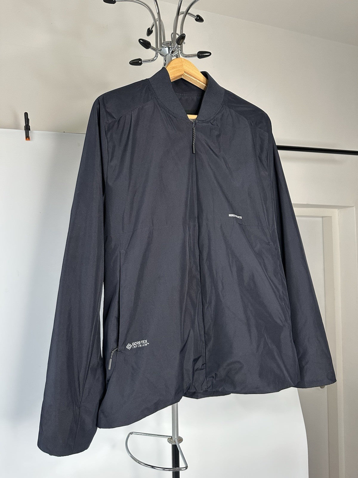 Norse Projects Ryan Infinium Dark Navy Blue Large Men’s Jacket Gore Tex