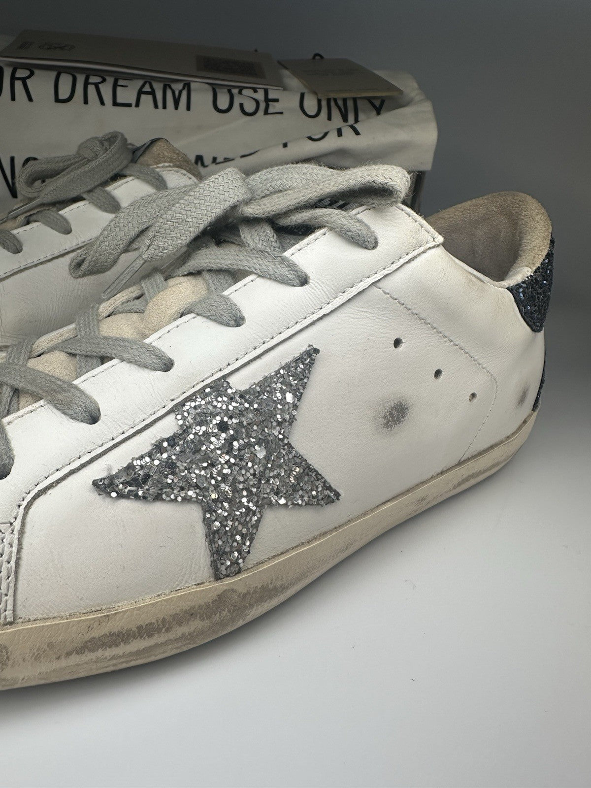 Golden Goose GGDB / SSTAR Sneakers With Box, Dustbag & Passport EU39 UK6