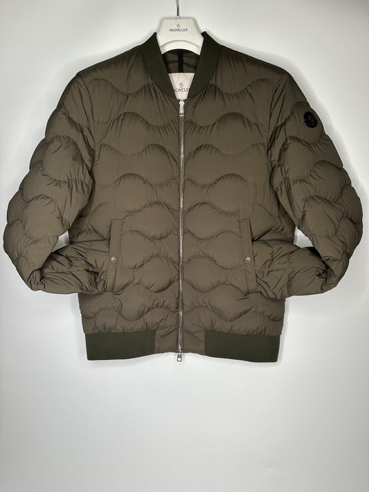 Moncler Giubotto Borely Khaki Jacket Mens Size 4 / X Large Black Badge