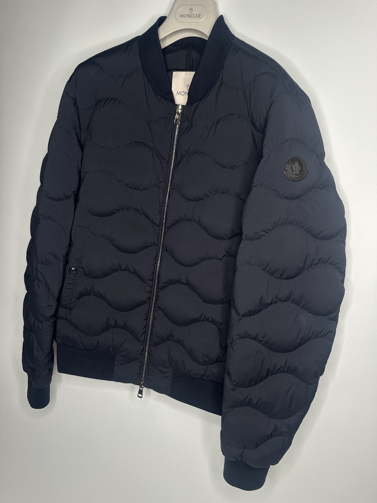 Moncler Giubotto Borely Navy Jacket Mens Size 3 / Large Black Badge