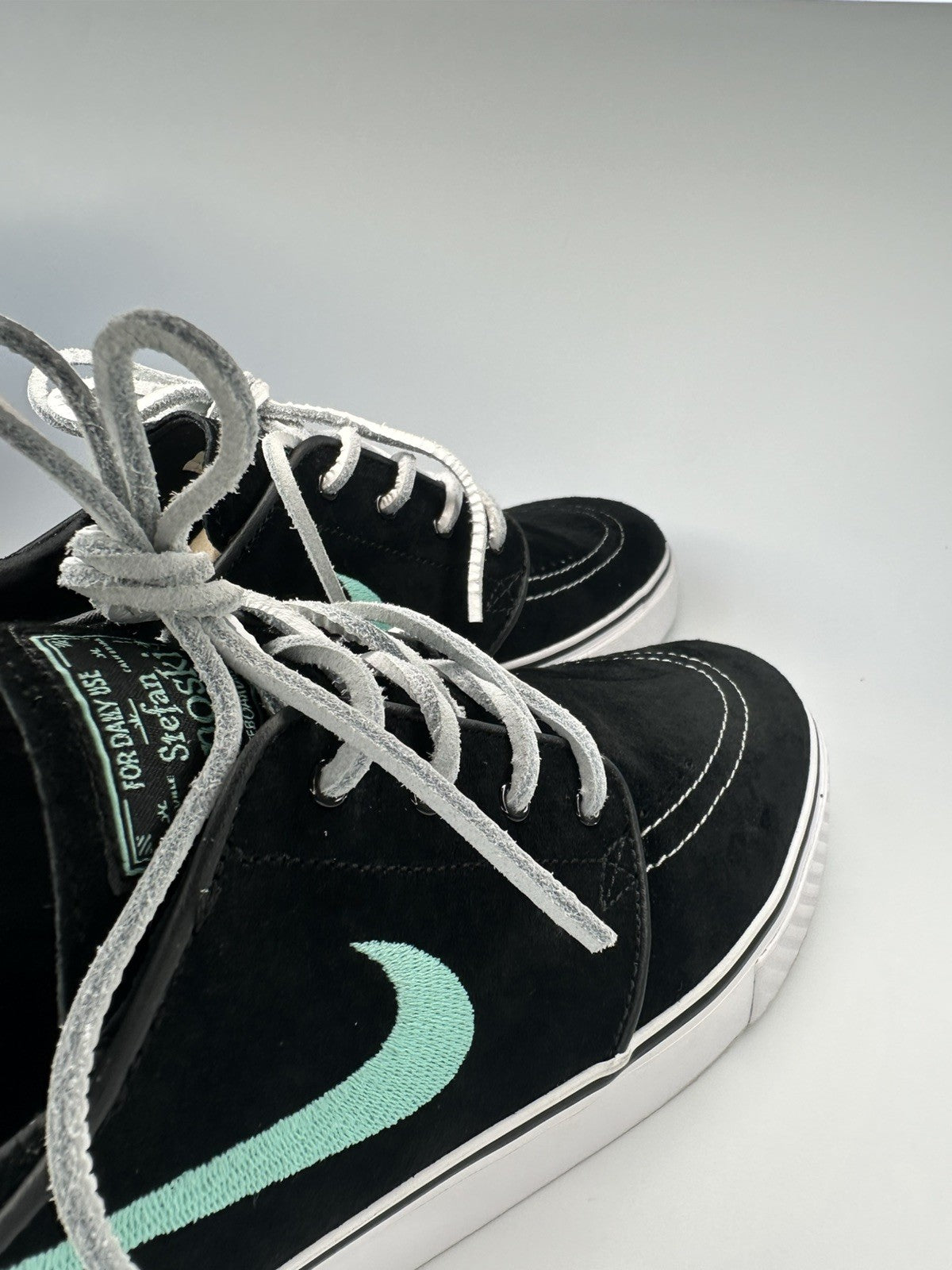 Nike Stefan Janoski Tiffany Blue Box First Released UK9 EUR44 Suede Black / Mint