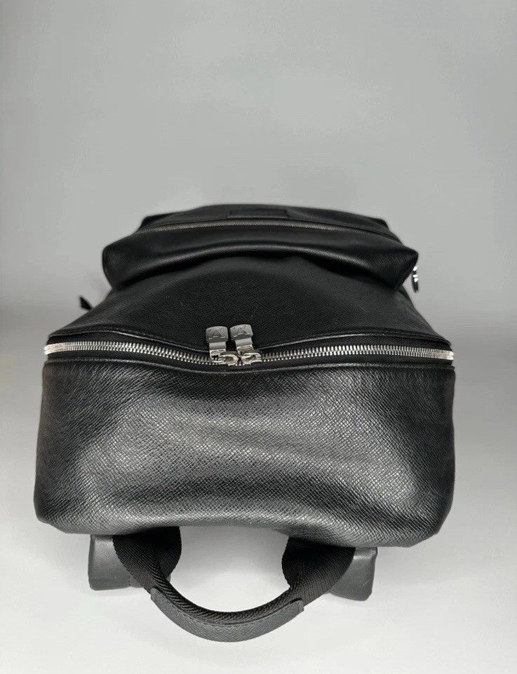 Louis Vuitton Discovery Backpack PM Black Leather Taiga
