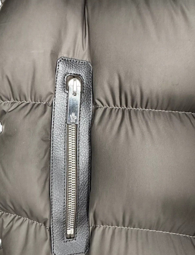 Moncler Bauges Giubbotto Jacket Size 3 Green / Grey