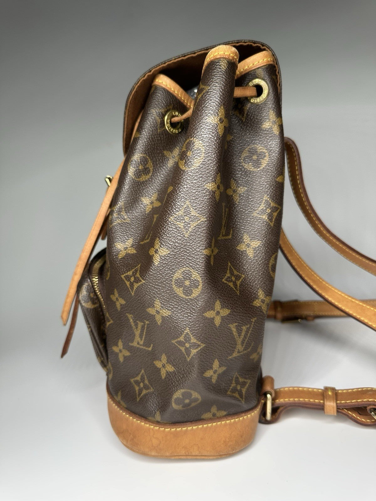 Louis Vuitton Montsouris (PM) Rucksack Backpack M51136 Monogram January 2000