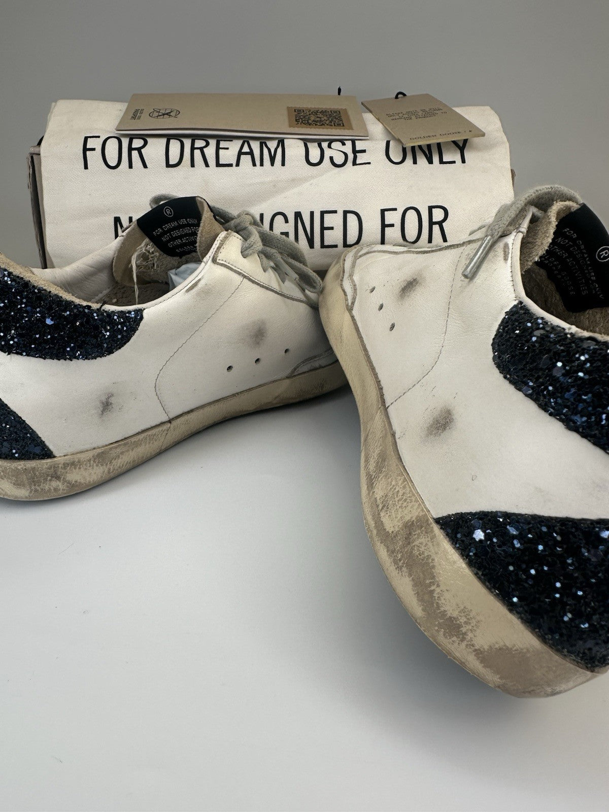 Golden Goose GGDB / SSTAR Sneakers With Box, Dustbag & Passport EU39 UK6