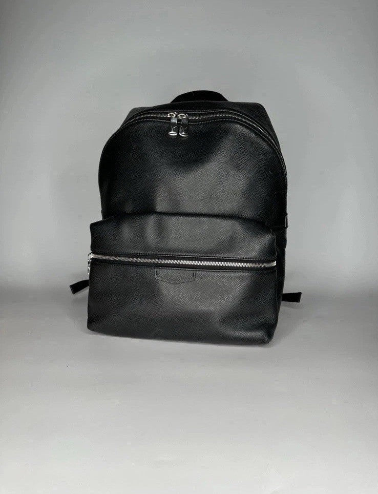 Louis Vuitton Discovery Backpack PM Black Leather Taiga