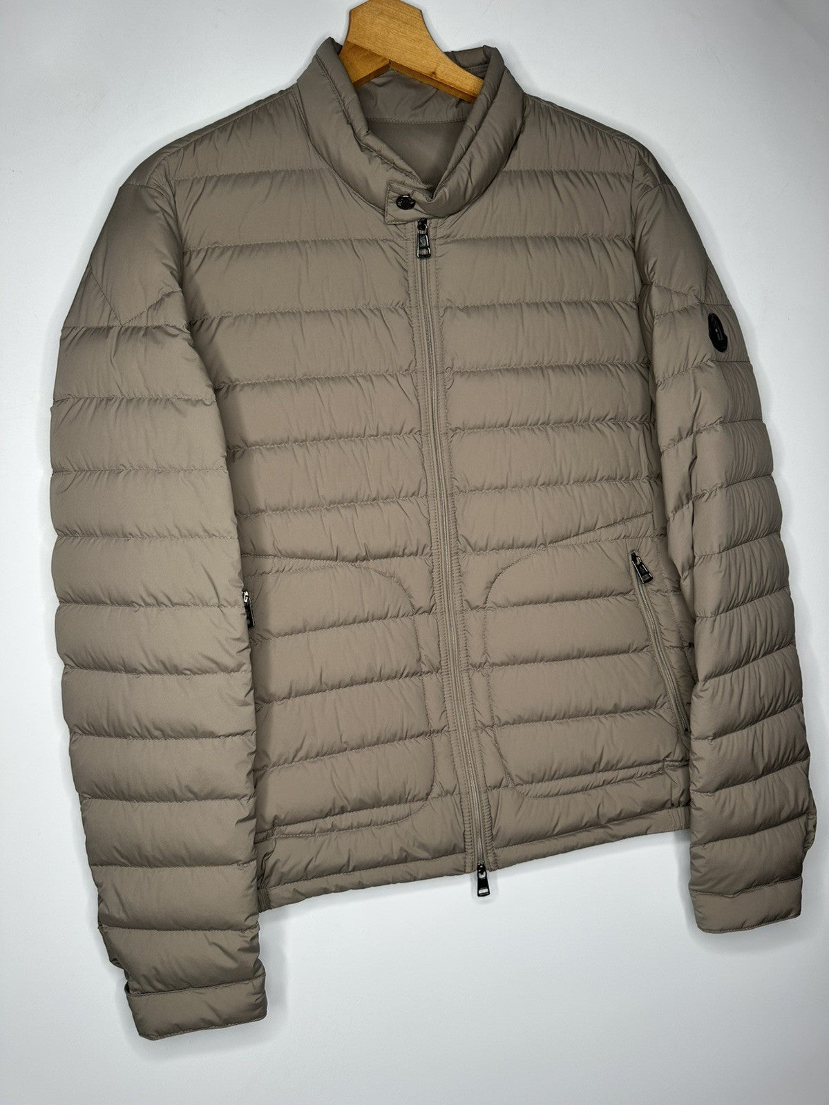 Moncler Acorus Giubbotto Light Khaki Jacket Size 3 (Large)