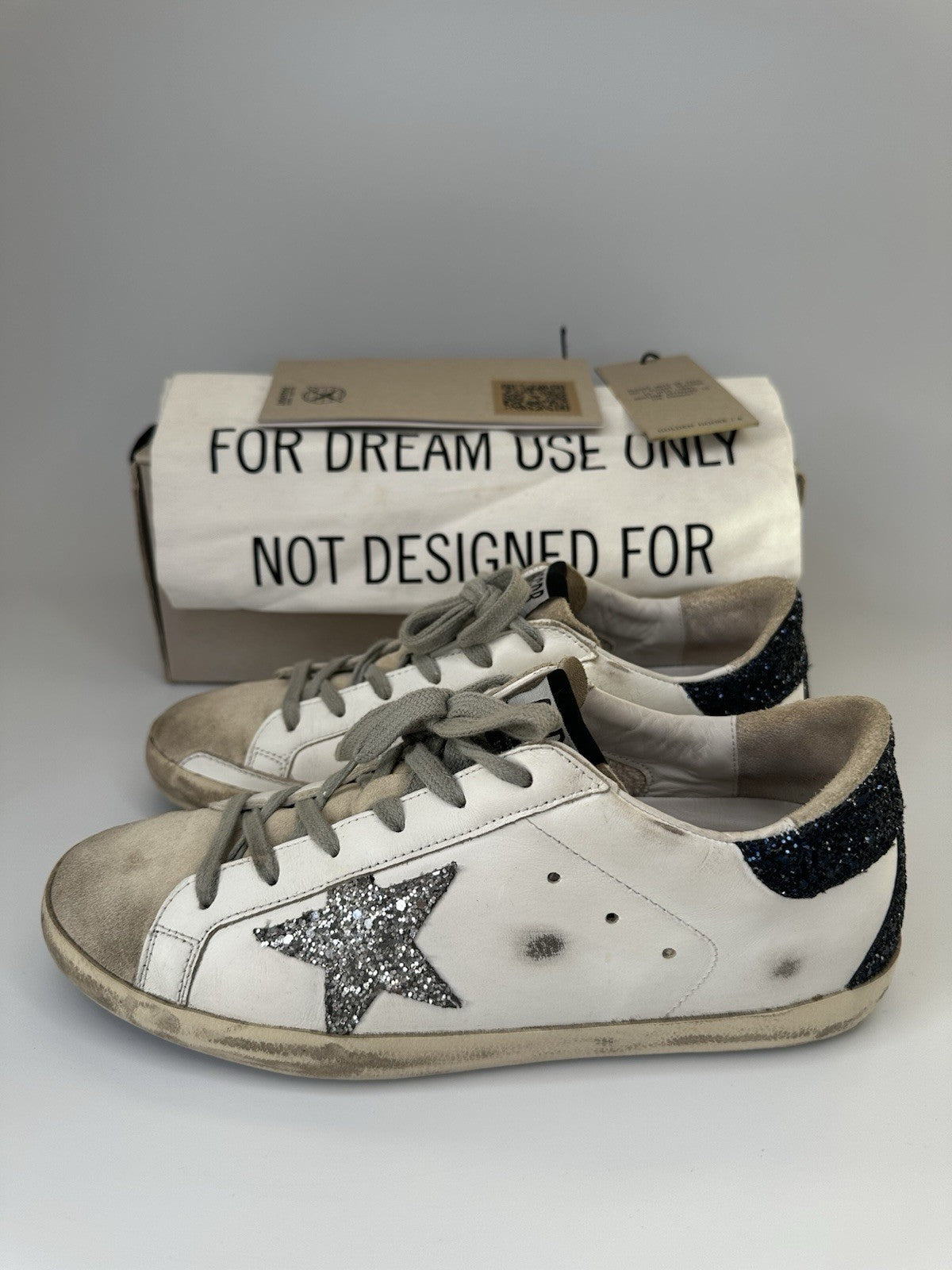 Golden Goose GGDB / SSTAR Sneakers With Box, Dustbag & Passport EU39 UK6