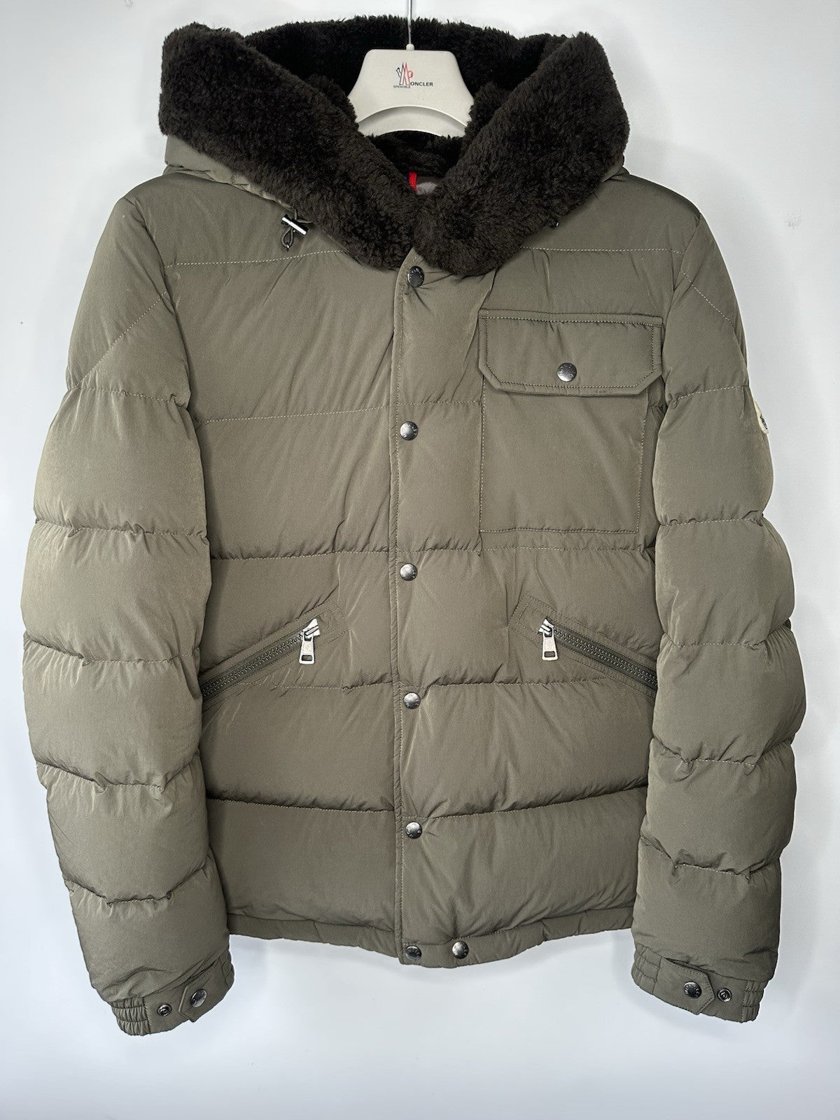 Moncler Marcelettes Hooded Teddy-Trimmed Short Down Jacket Size 3 (Large) Khaki