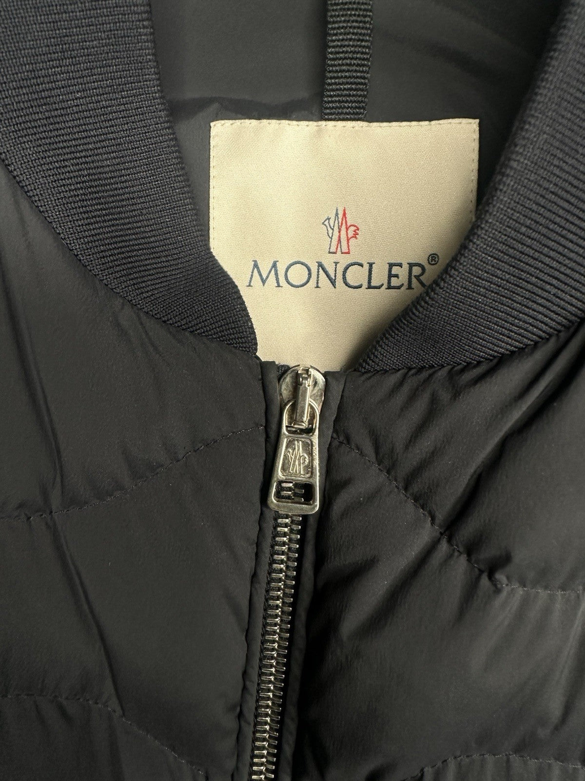 Moncler Giubotto Borely Navy Jacket Mens Size 3 / Large Black Badge