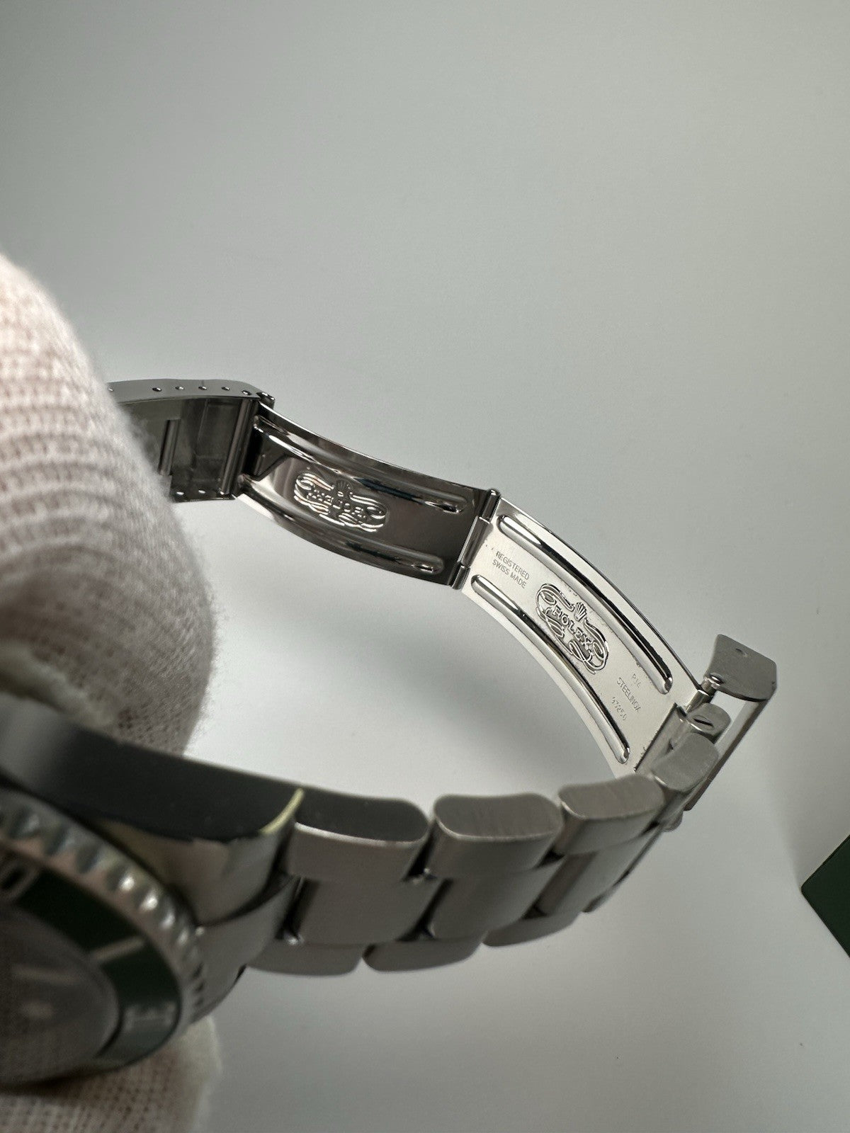 Rolex Submariner Date 16610LV Kermit 50th Anniversary 2009 Full Set Unpolished