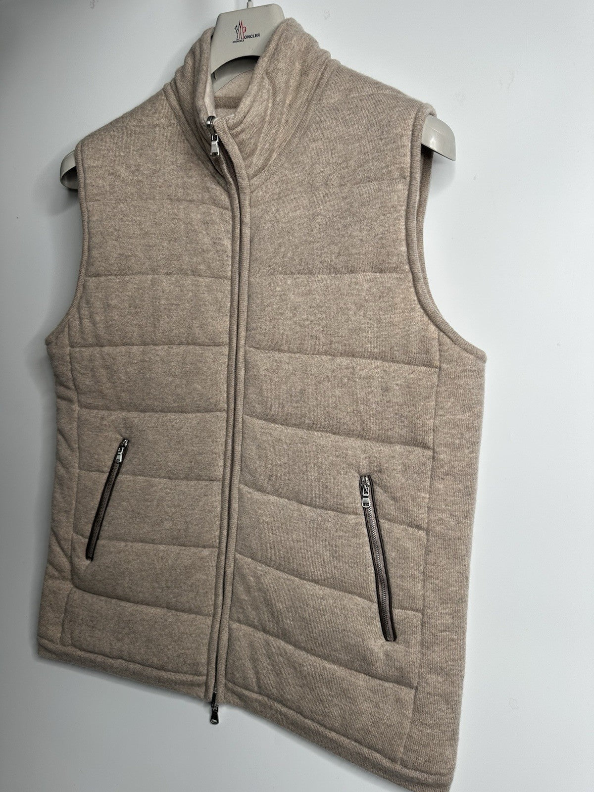 N.Peal Mens Cashmere Full Zip Gilet Size Large Sand RRP £895
