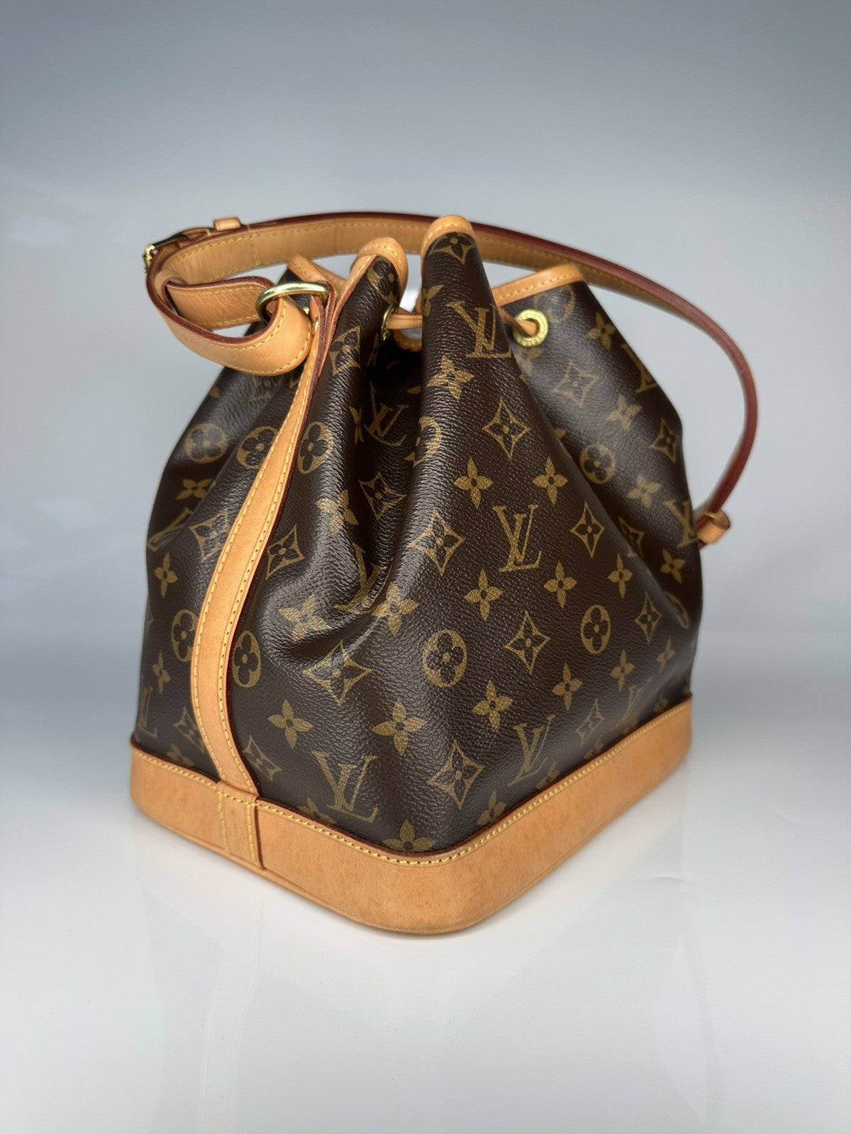 Louis Vuitton Petit Noe NM Crossbody Shoulder Bag M40818 Monogram Canvas