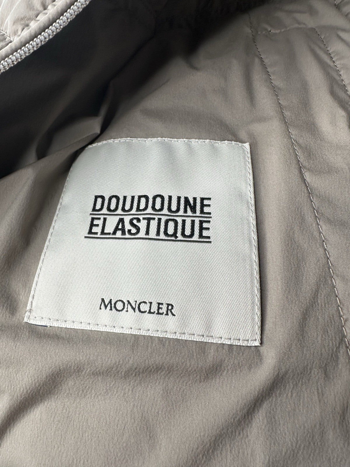 Moncler Acorus Giubbotto Light Khaki Jacket Size 5 (X Large) Fits Large
