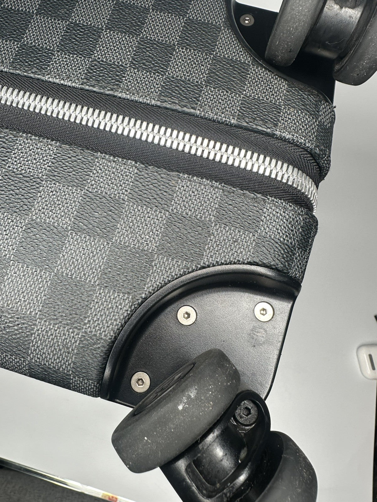 Louis Vuitton Horizon 55 Damier Graphite Hand Luggage Suitcase Carry On