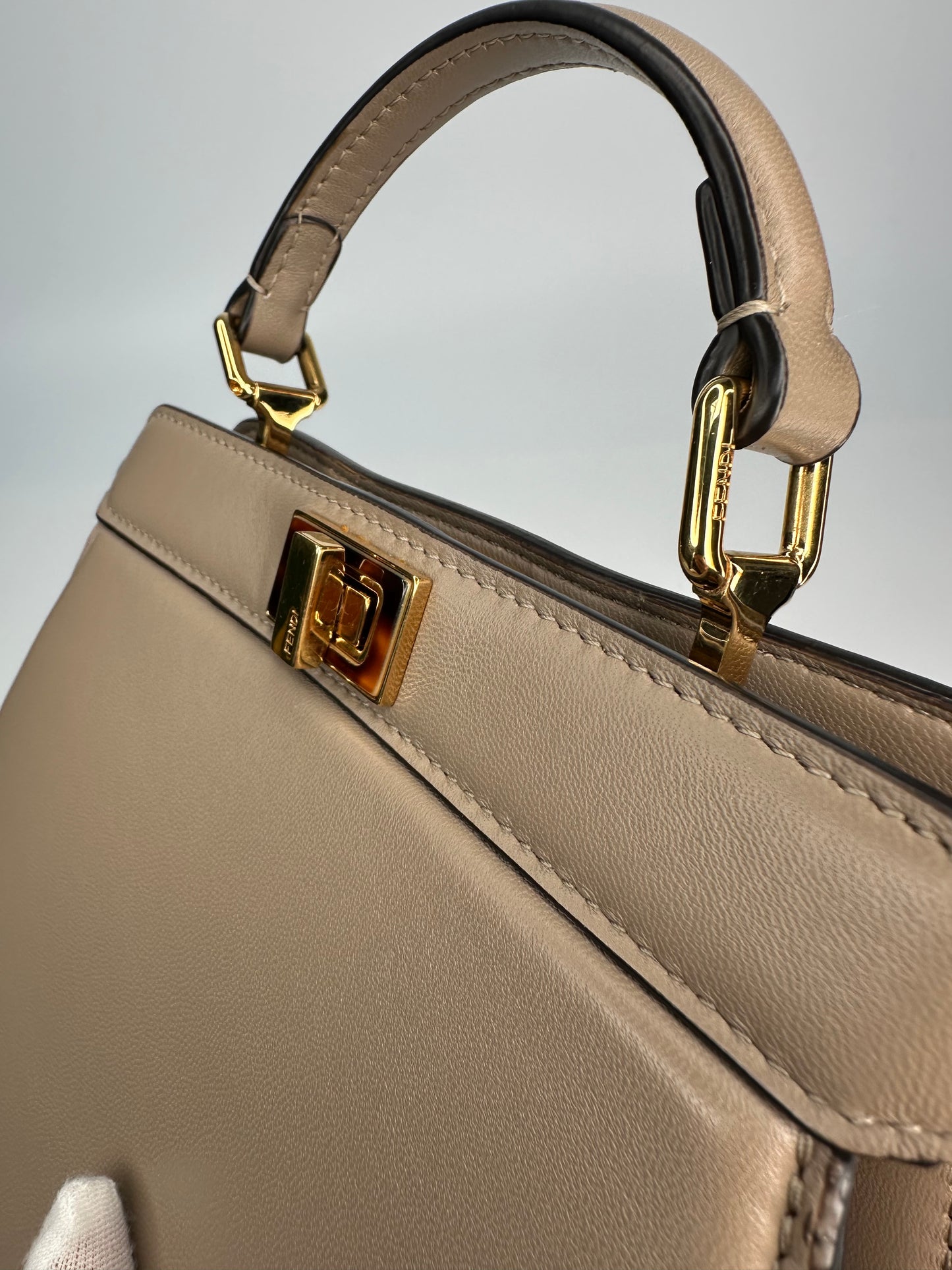 Peekaboo ISeeU Petite Dove Grey Padded Nappa Leather Bag With Strap Immaculate