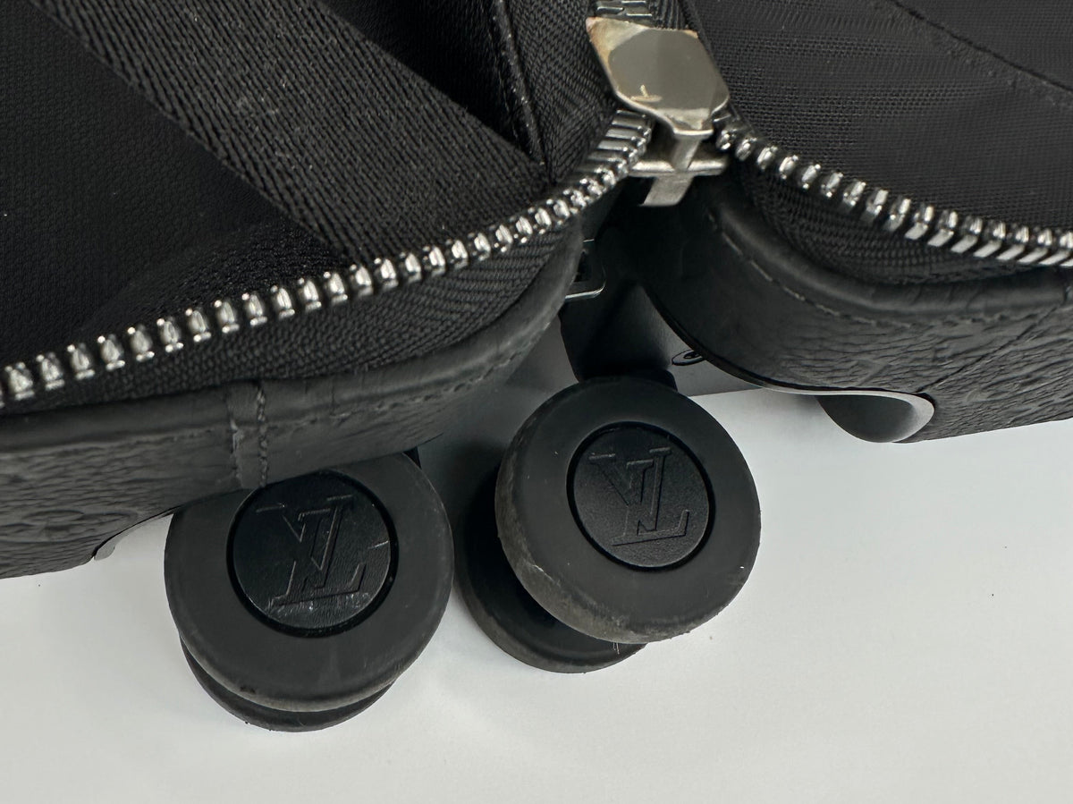 Louis Vuitton Horizon 55 Black Taurillon Leather Edition RRP £3700