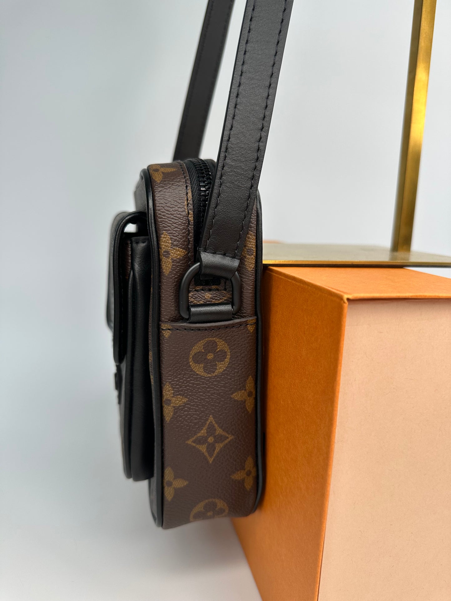 Louis Vuitton Virgil Abloh Christopher Wearable Wallet Bag M69404