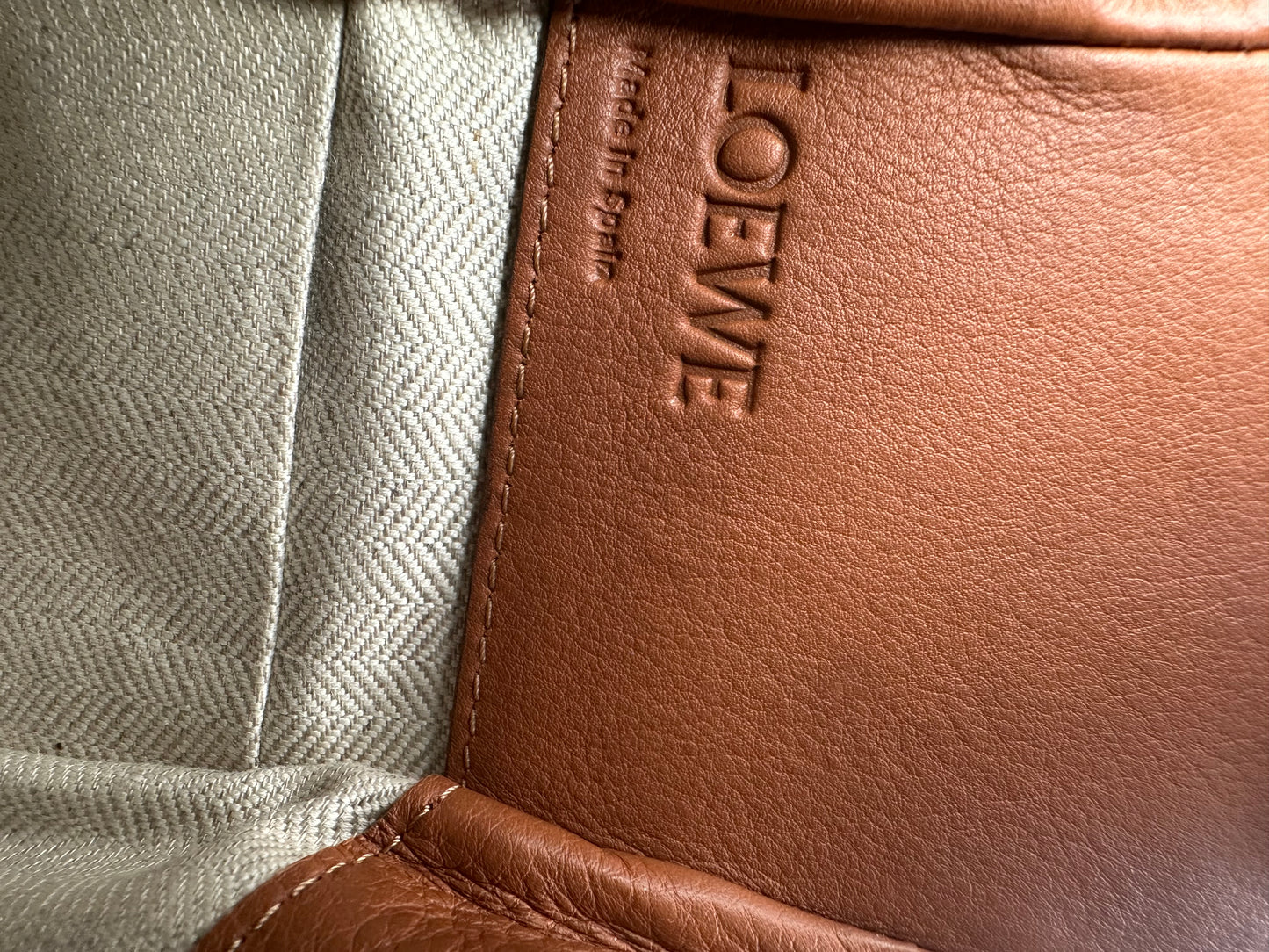 Loewe Hammock Leather Handbag Immaculate Condition Brown RRP £2085